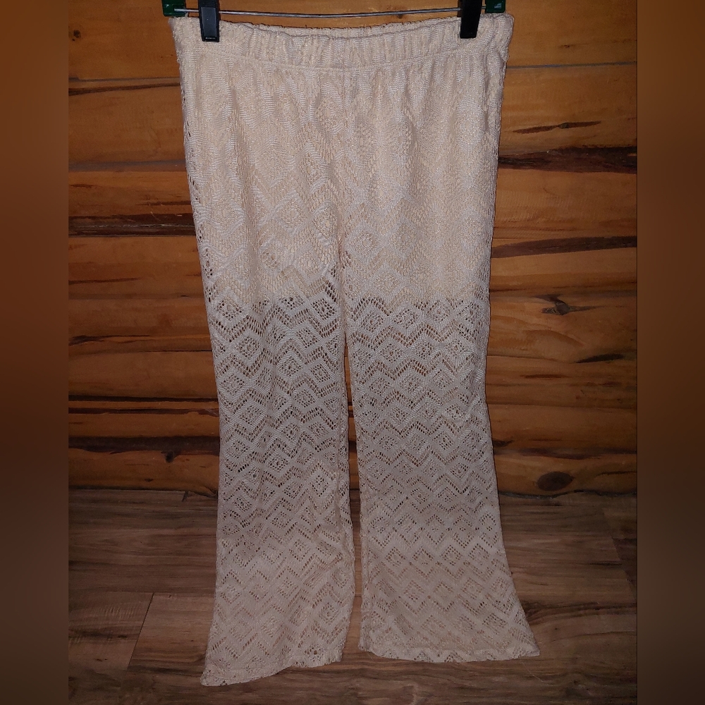 (L) Discreet Pants